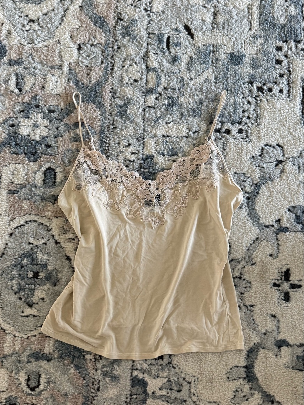 Natori Beige Lace-Trim Spaghetti Strap Tank